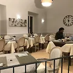 Spagna 2* Арона
