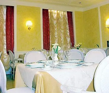 Spagna 2* Arona