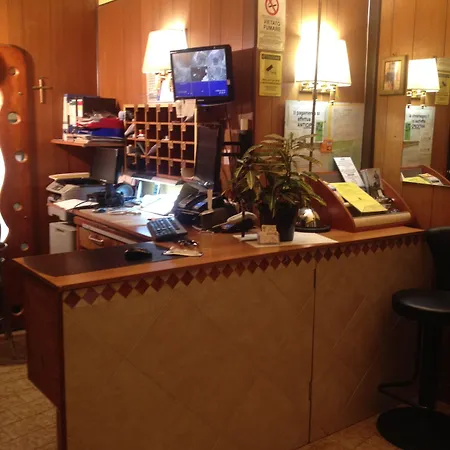 Hotell Spagna Arona