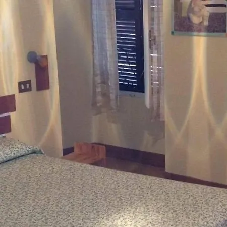 Hotell Spagna 2*