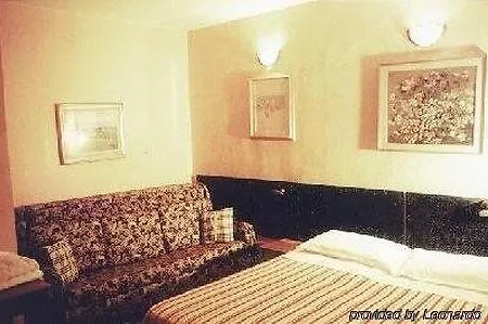 Spagna Hotell